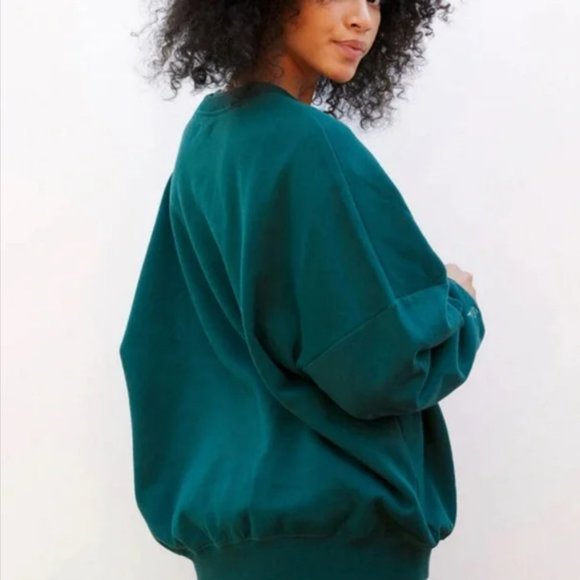 Playboy Oversized Sweatshirt - Picture 3 of 8